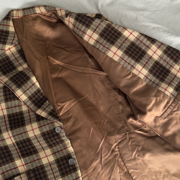 Gorgeous 70s wide lapel plaid jacket 🪩🕺 - Picture 3 of 3